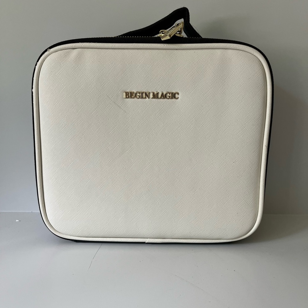 Begin Magic Makeup Size Bag Professional Cosmetic White Train Case Travel